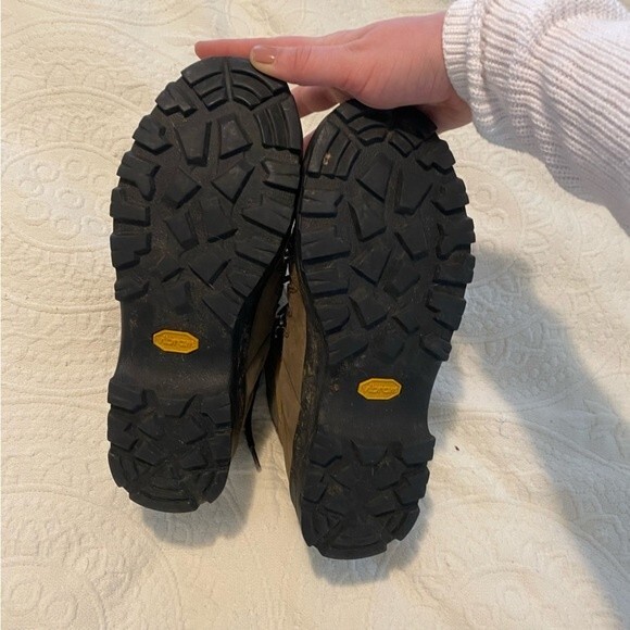 Montrail size 7.5 Vibram Sole Brown Gorpcore Outdoors Nature Hiking Boots - Picture 4 of 8